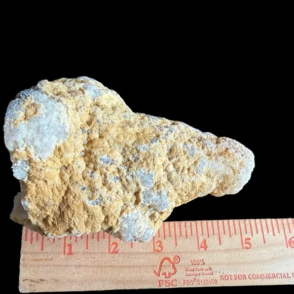 Natural Extra Large Crystal Geode. Put in a lighted cabinet full facet display - Picture 2 of 5